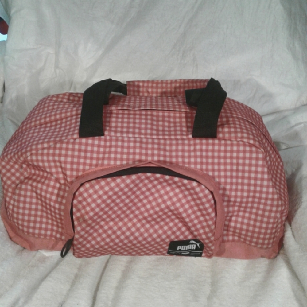 Puma gym bag bubblegum pink 19inlong  by 11inwide by 11in high